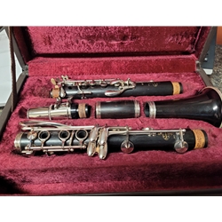 Buffet E13 Intermediate Clarinet